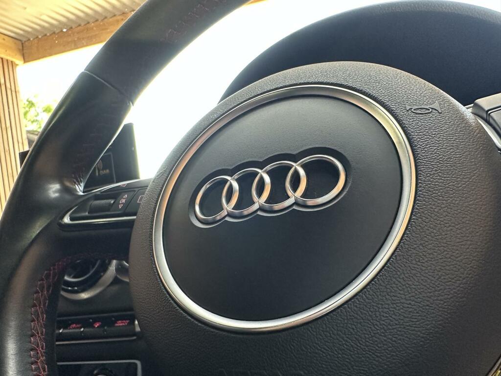 Audi RS3 Hatchback 2.5 Blue #17