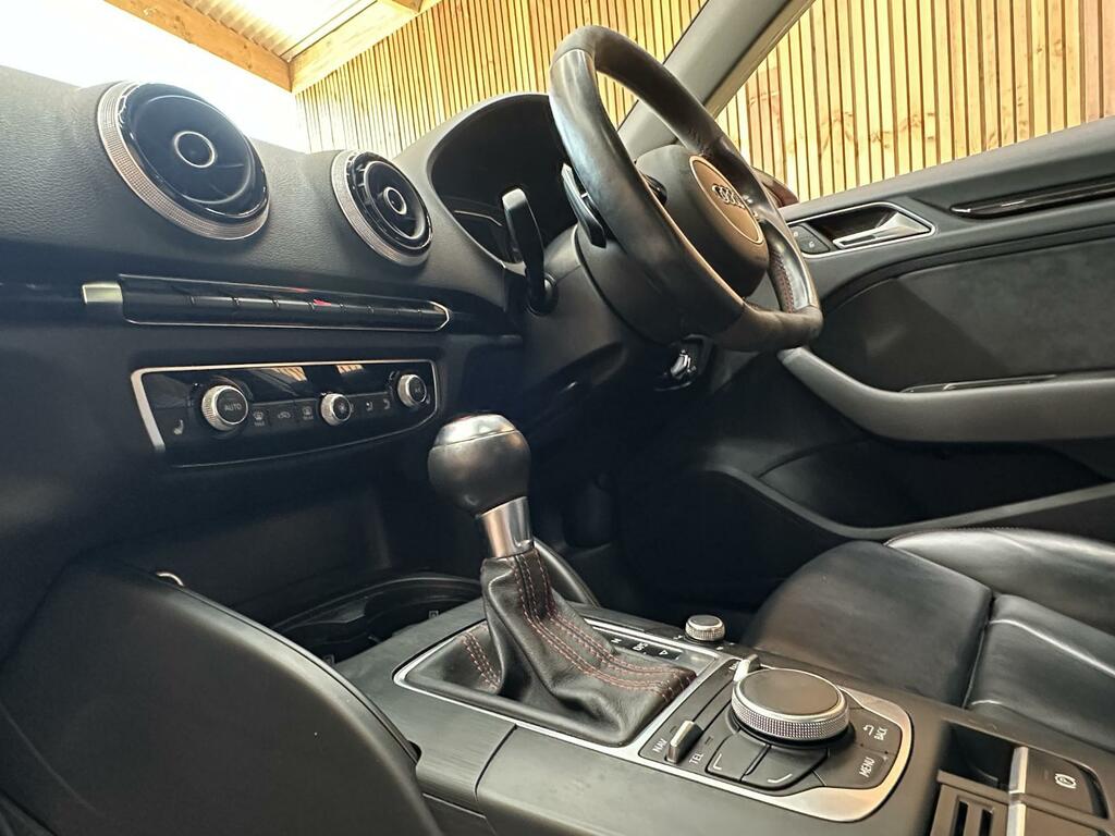 Audi RS3 Hatchback 2.5 Blue #39