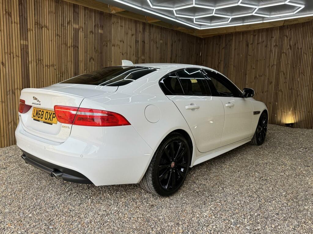 Jaguar XE R-sport White #6