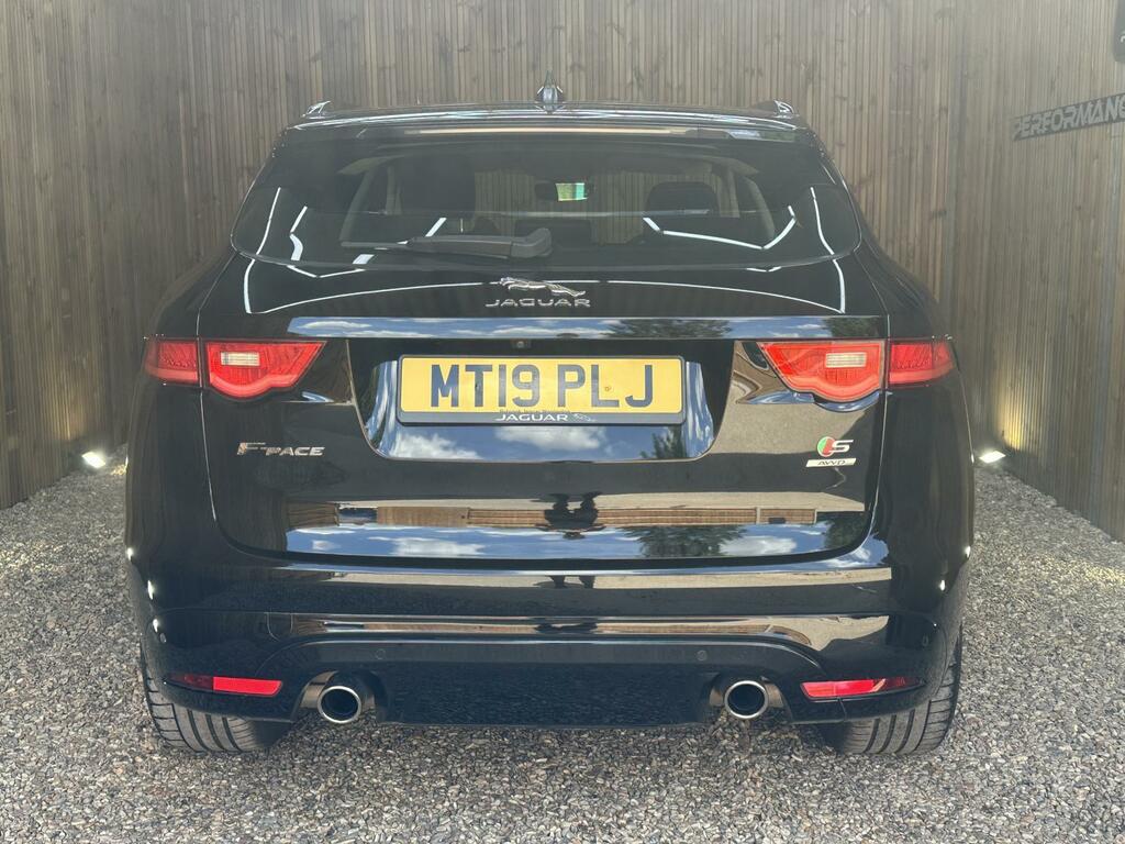 Jaguar F-Pace 3.0 D300 V6 S Awd Euro 6 Ss MT19PLJ Black #5