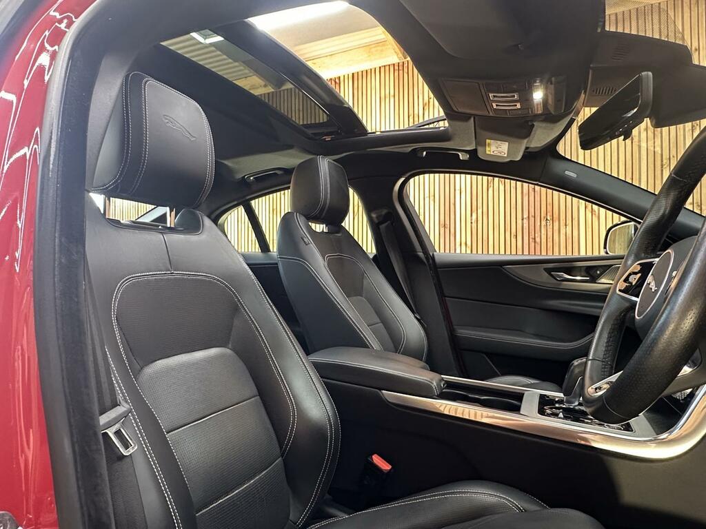 Jaguar XE R-dynamic S Grey #36