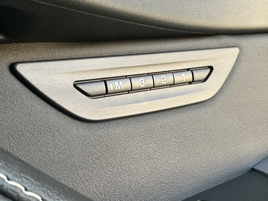 Jaguar XE R-dynamic S Grey #16