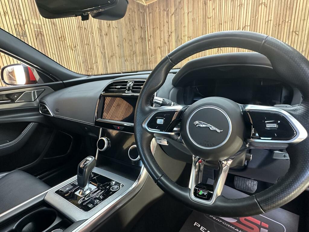 Jaguar XE R-dynamic S Grey #31