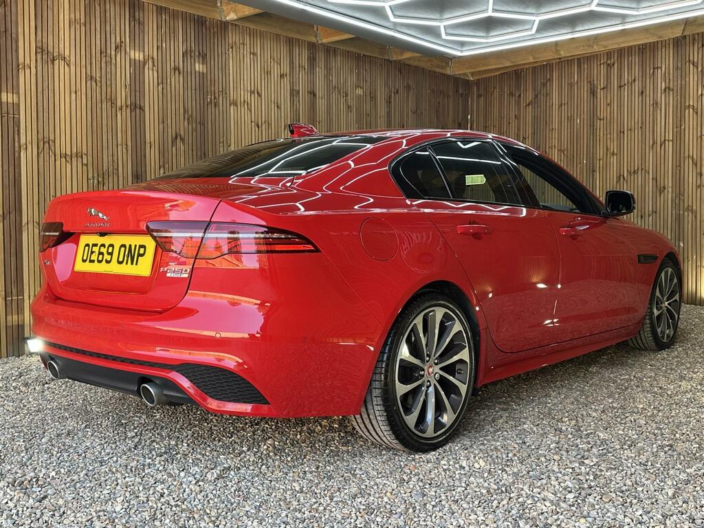 Jaguar XE R-dynamic Hse Red #6