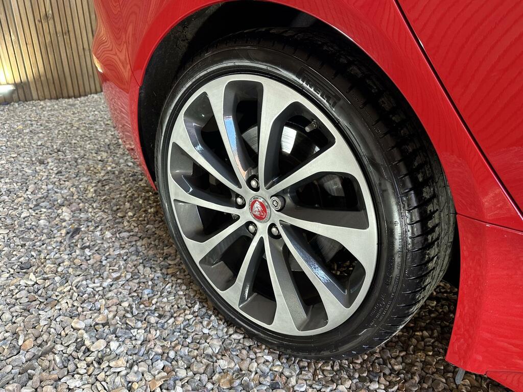 Jaguar XE R-dynamic S Grey #10