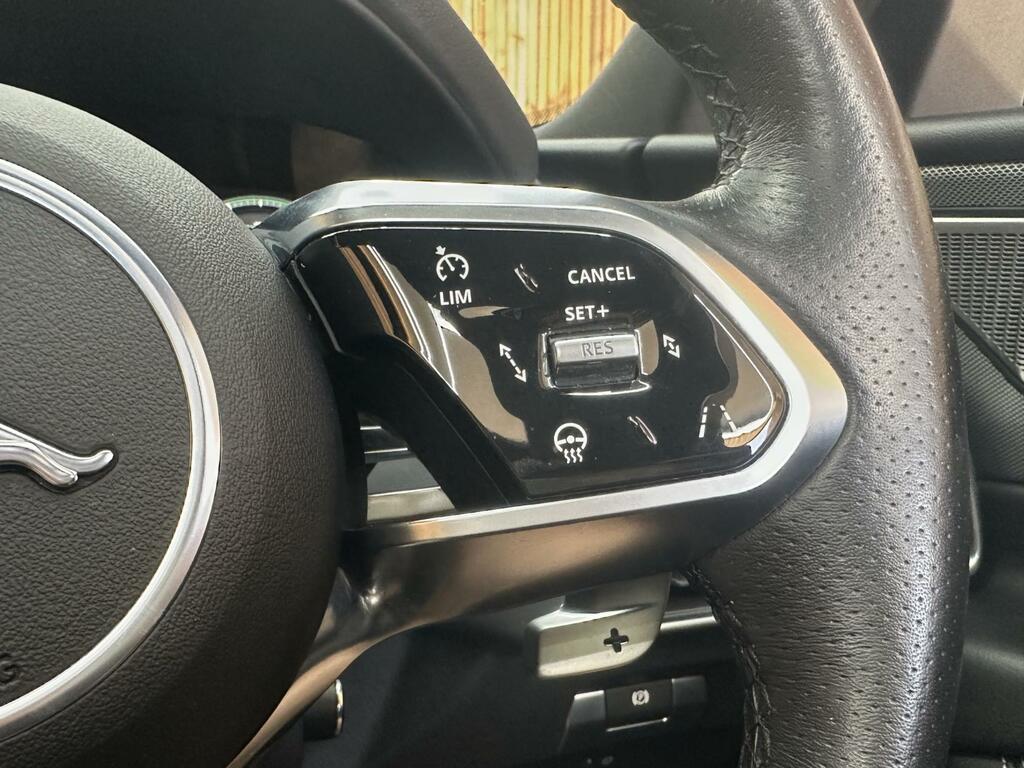 Jaguar XE R-dynamic S Grey #70