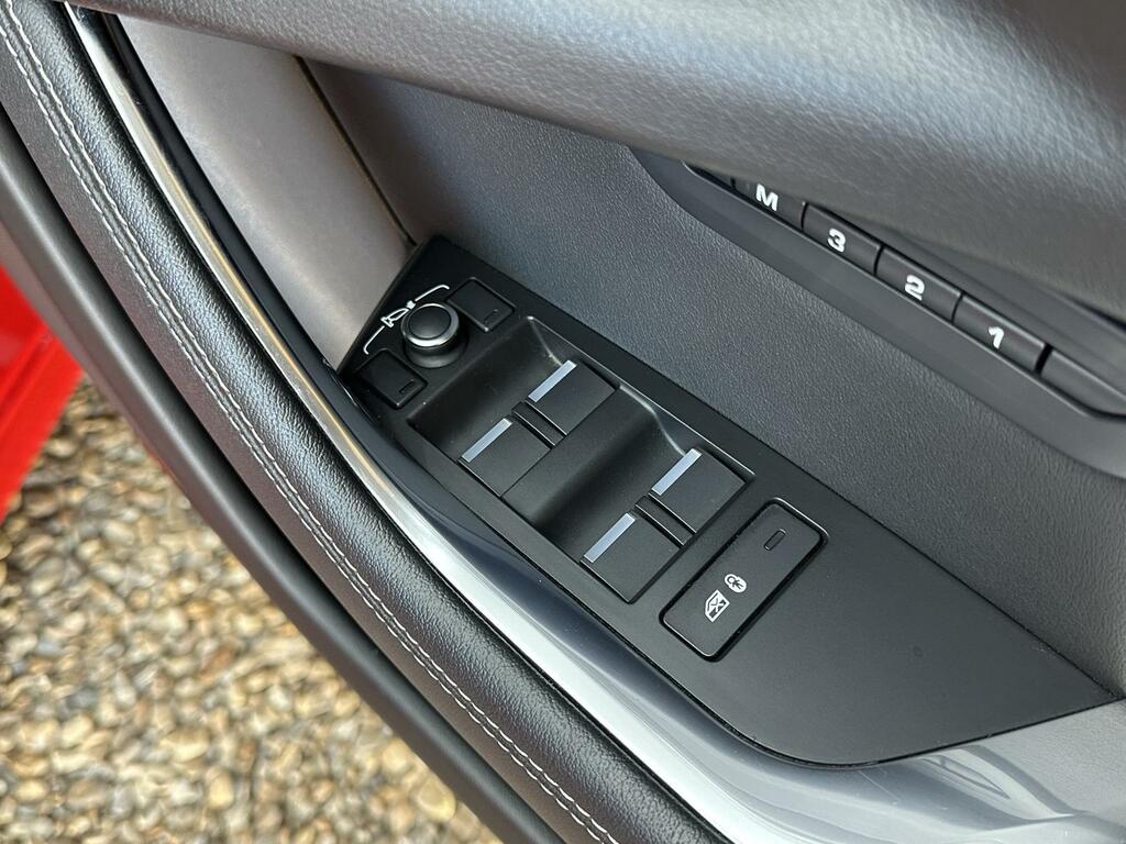 Jaguar XE R-dynamic S Grey #30