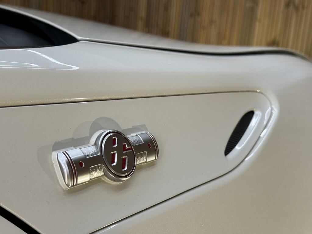 Toyota GT86 White #37