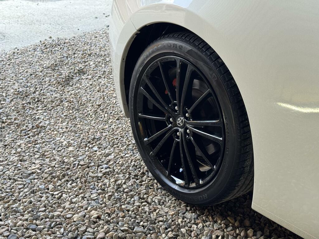 Toyota GT86 White #8