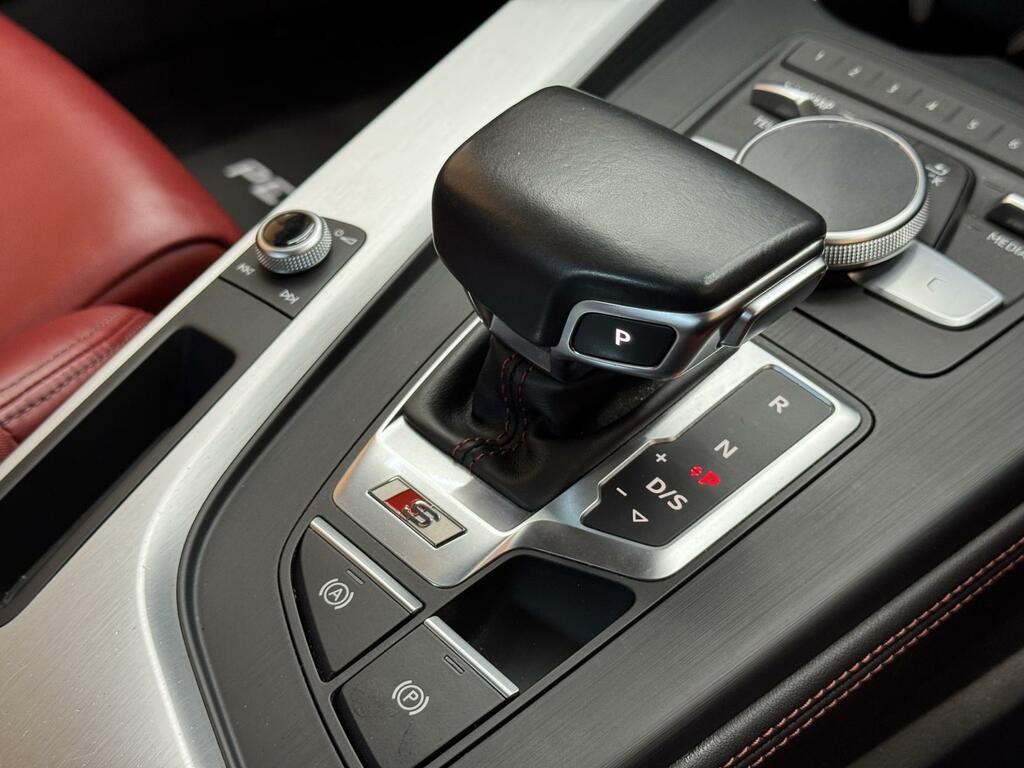 Audi S4 Tfsi V6 Black #31