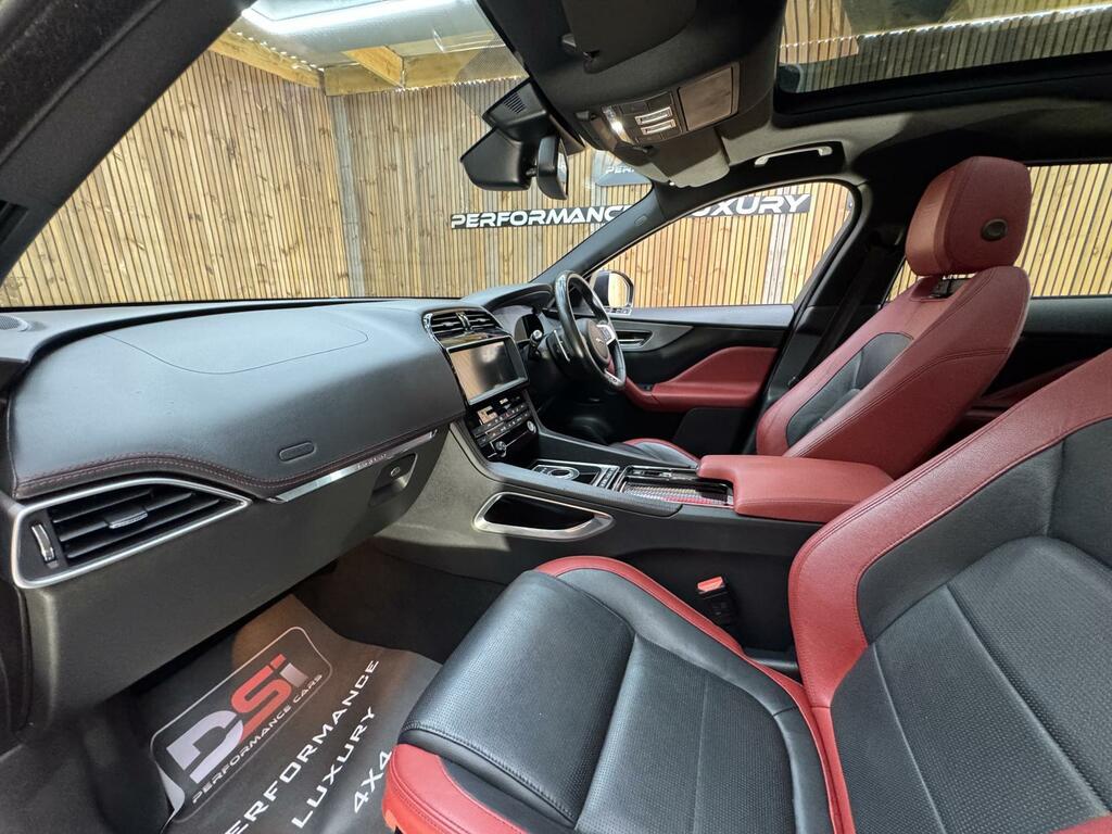 Jaguar F-Pace R-sport Red #27