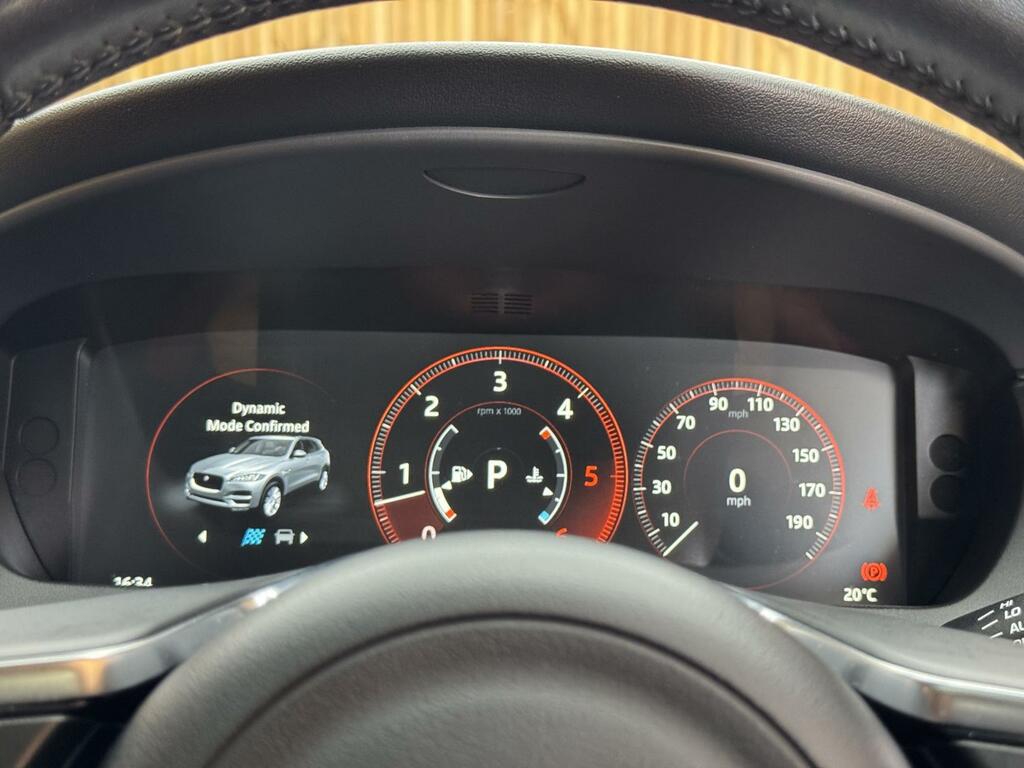 Jaguar F-Pace R-sport Red #29