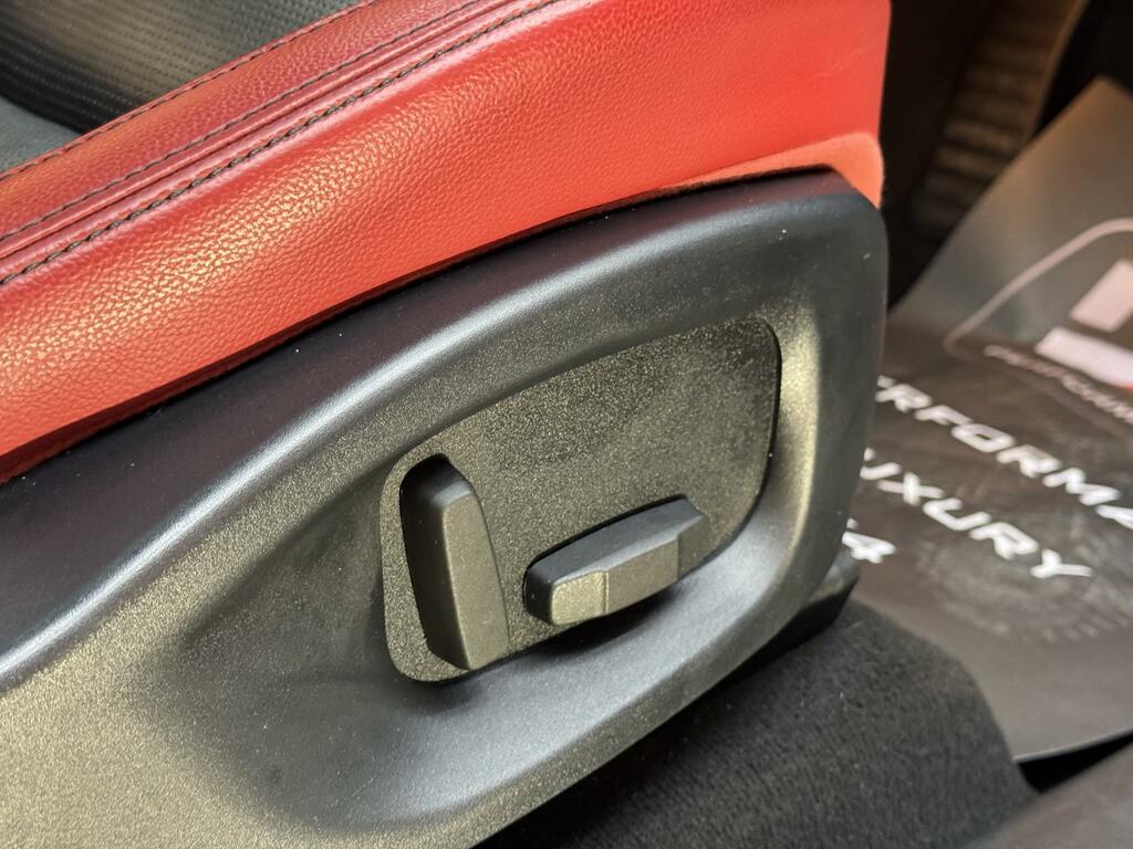Jaguar F-Pace R-sport Red #18