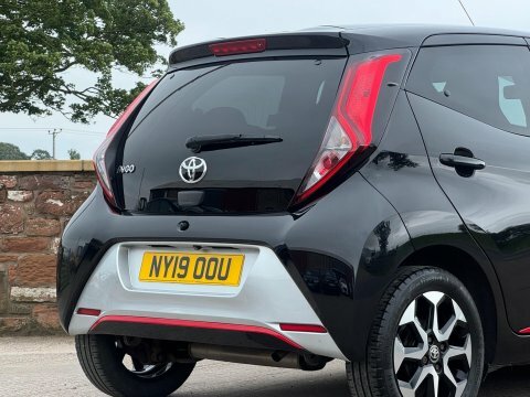 Toyota Aygo 1.0 Vvt-i X-trend Black #5