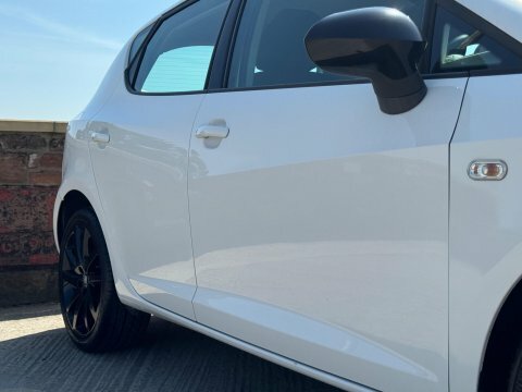 Seat Ibiza Hatchback White #9