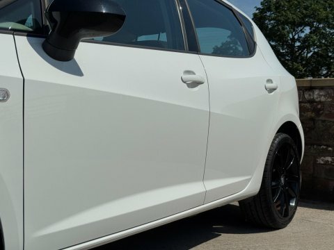 Seat Ibiza Hatchback White #8