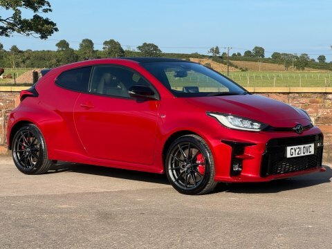 Toyota Yaris 1.6T Gr Circuit Red