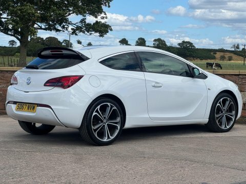 Vauxhall Astra GTC 1.4I Turbo Limited White #4