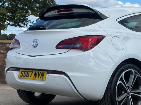 Vauxhall Astra GTC 1.4I Turbo Limited White #5