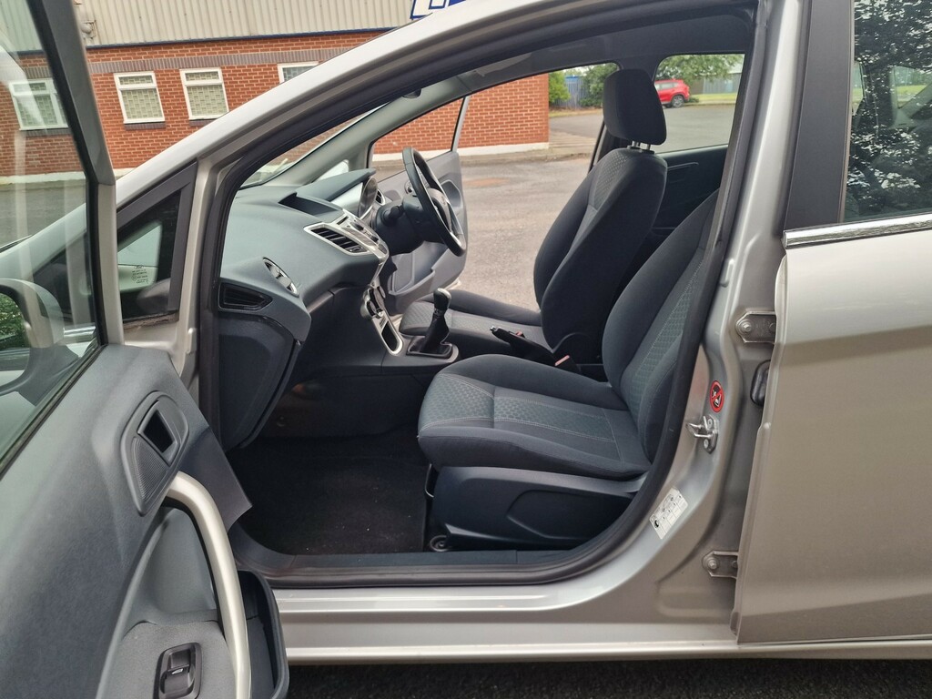 Ford Fiesta Hatchback 1.4 Zetec Blue Edition 200958 Black #9