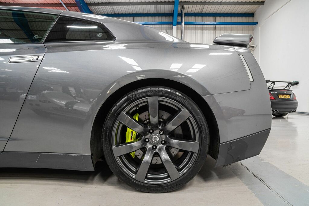Nissan GT-R 3.8 V6 Black Edition 4Wd Euro 4 Silver #15