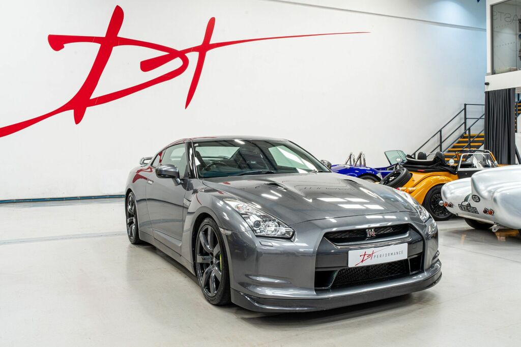 Nissan GT-R 2010 3.8 V6 Premium Edition Coupe Grey #3