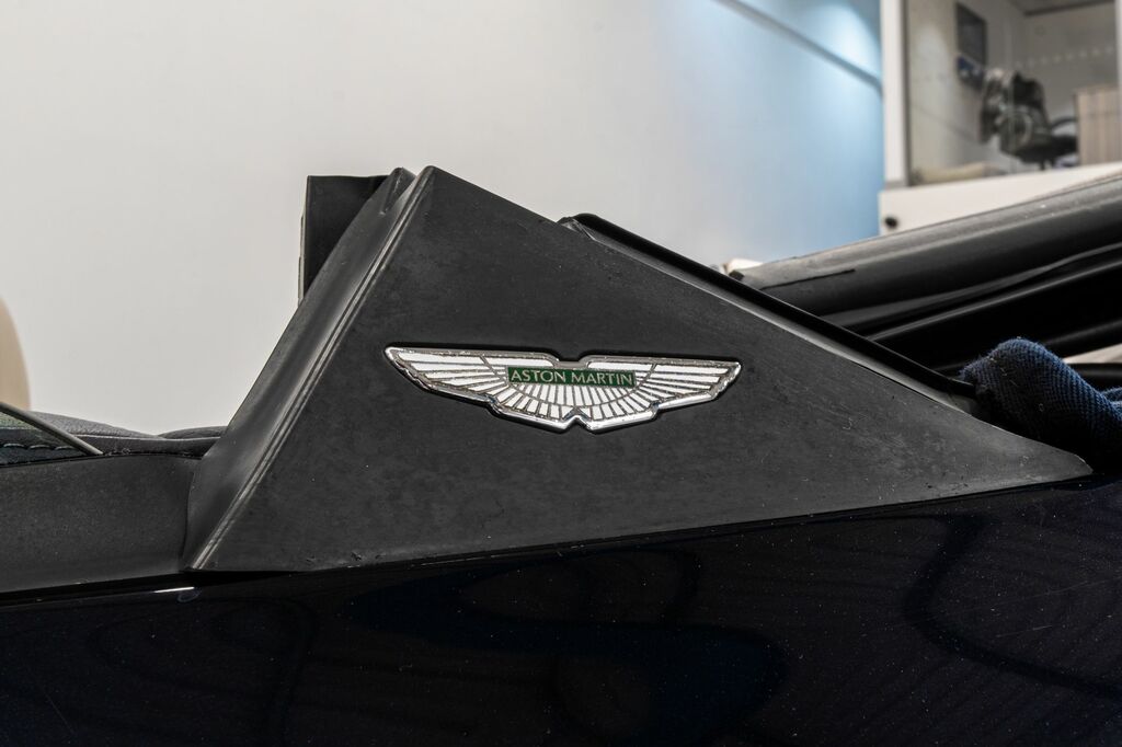 Aston Martin DB7 Gt Grey #10