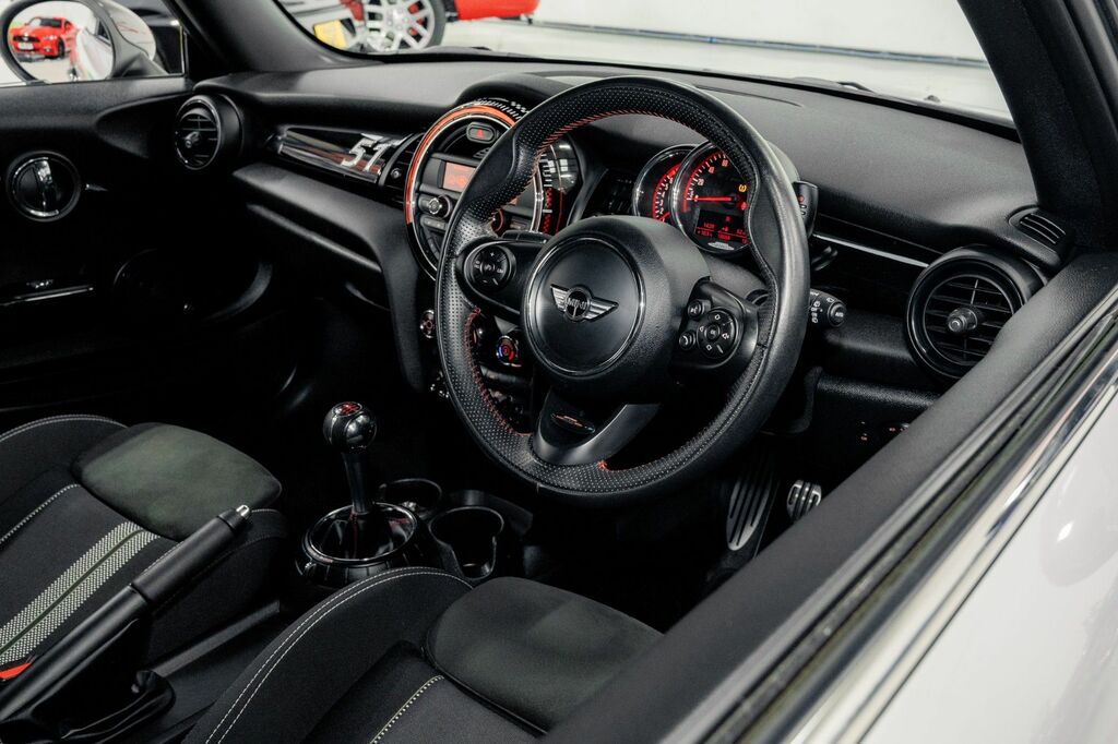 Mini Hatch 2.0 John Cooper Works Challenge Euro 6 Ss Silver #3