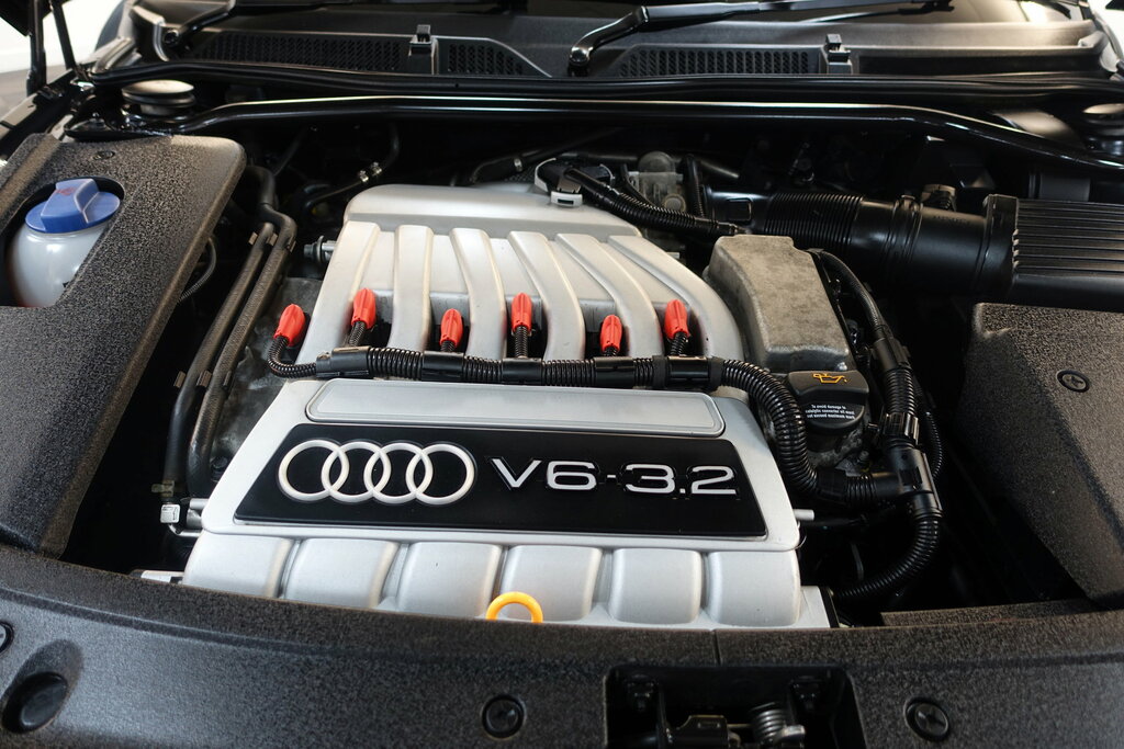 Audi TT 1.8 T 150 Great Value Free Tax Blue #3