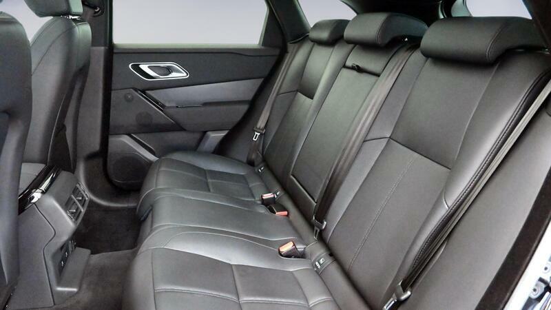 Land Rover Range Rover Velar 2.0 P400e Dynamic Se Black #4