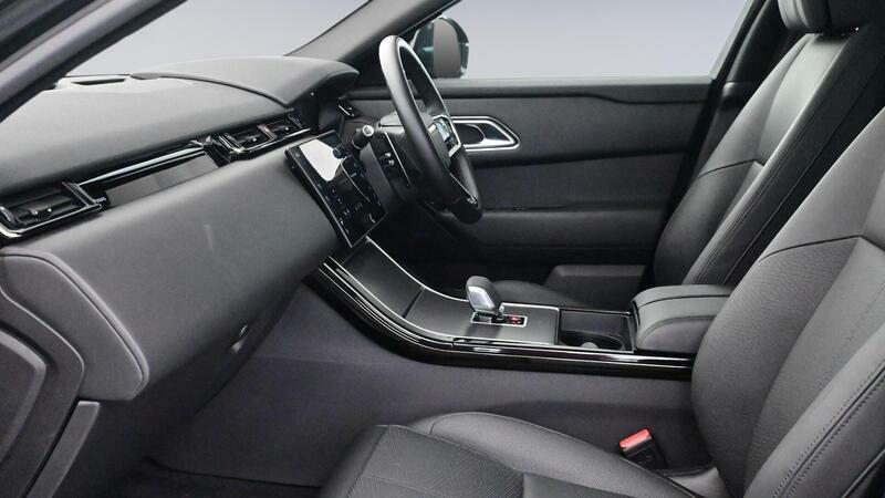 Land Rover Range Rover Velar 2.0 P400e Dynamic Hse KO74MVN Black #3