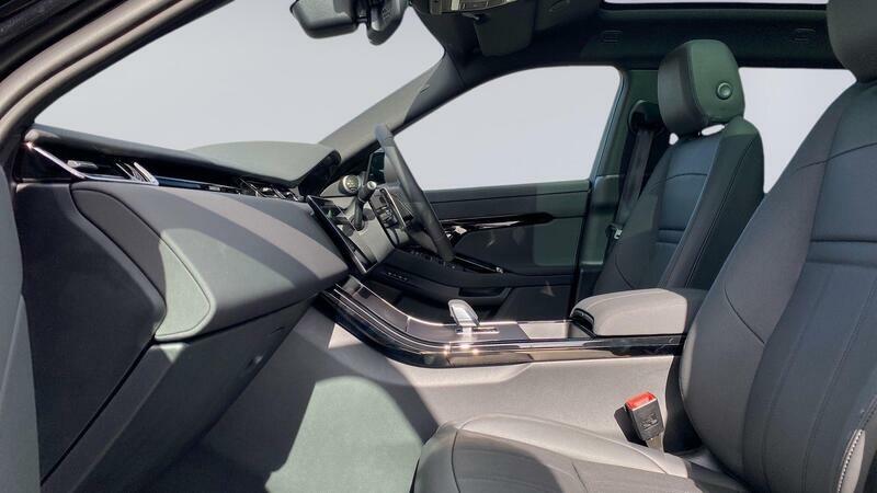 Land Rover Range Rover Evoque 1.5 P270e Dynamic Se AO75PFZ Black #3