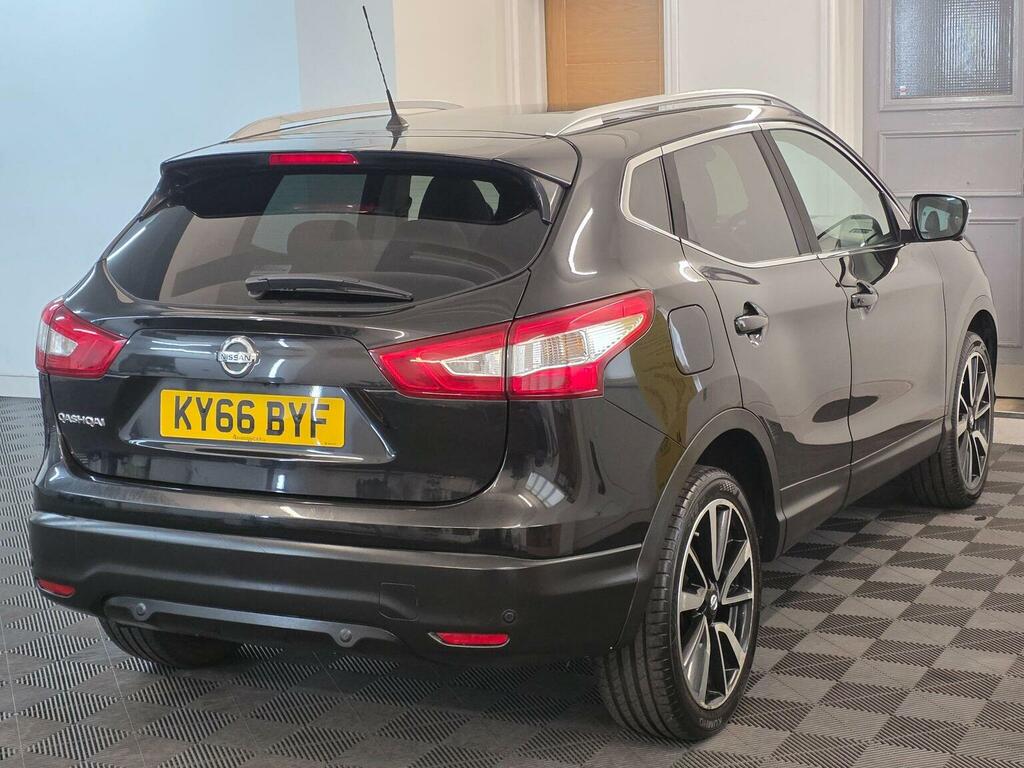 Nissan Qashqai 1.2 Dig-t Tekna 2Wd Euro 6 S S KY66BYF Black #4