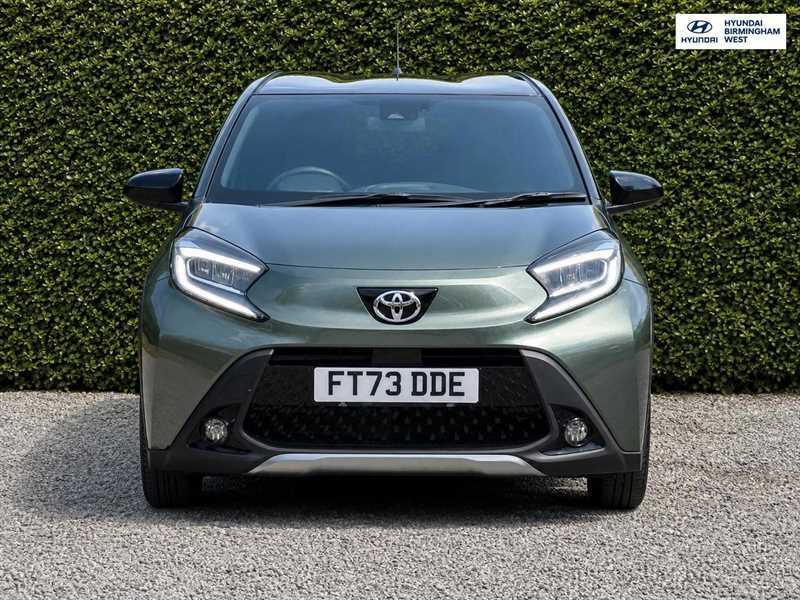 Toyota Aygo X 1.0 Vvt-i Exclusive Hatchback Eu FT73DDE Green #2