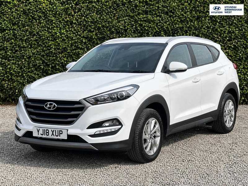 Hyundai Tucson 1.6 Gdi Blue Drive Se Nav Suv Eu YJ18XUP White #3