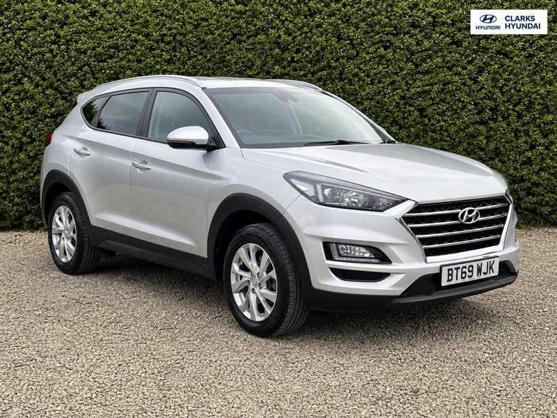 Hyundai Tucson 1.6 Gdi Se Nav Suv Euro 6 Ss Silver