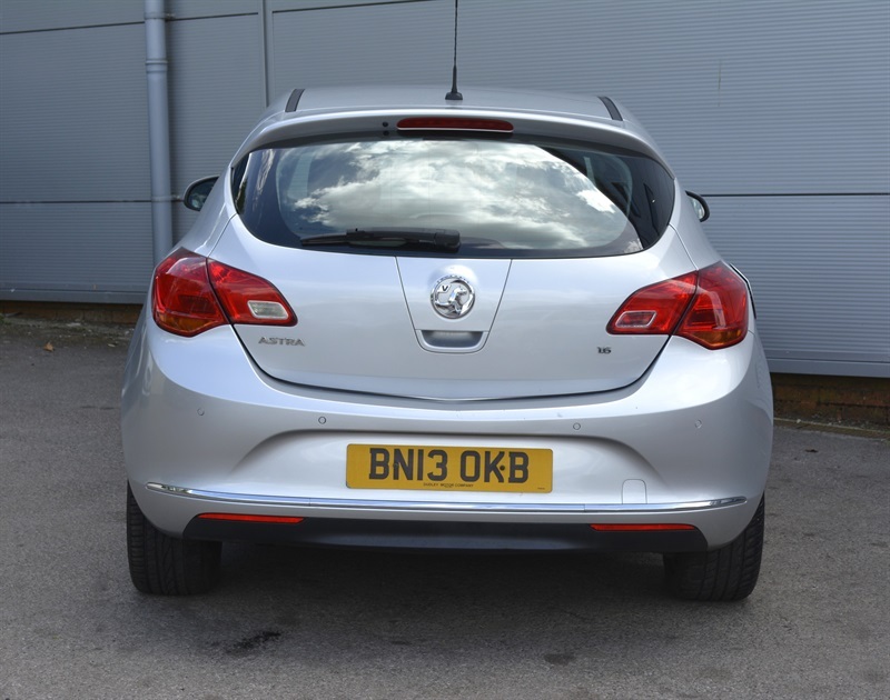 Vauxhall Astra 1.6 16V Energy Hatchback Euro 5 Silver #5