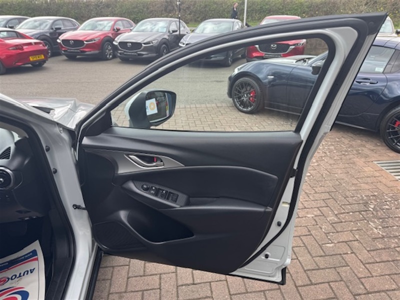 Mazda CX-3 2.0 Skyactiv-g Sport Nav Suv Euro White #16