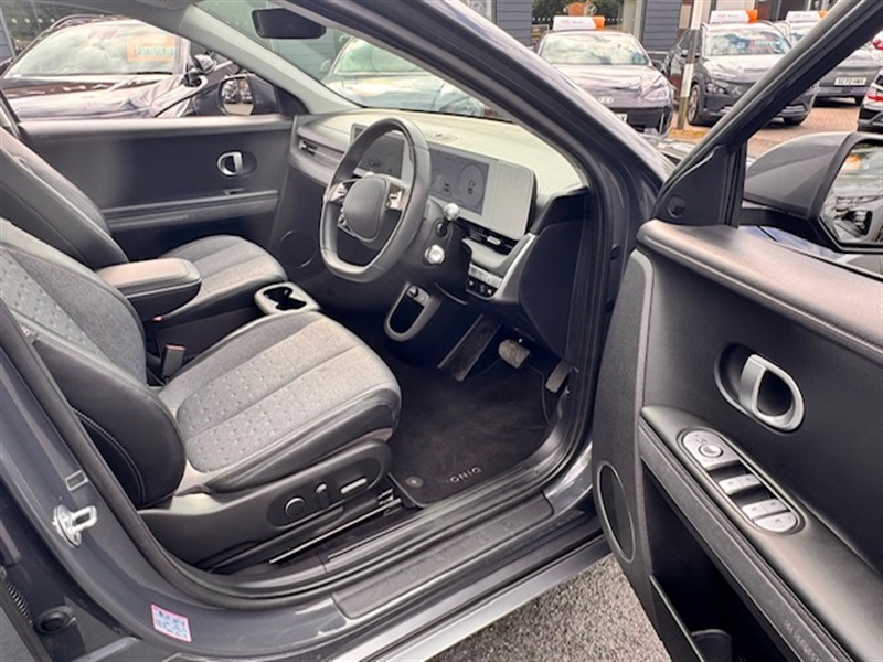 Hyundai Ioniq 5 Premium White #12