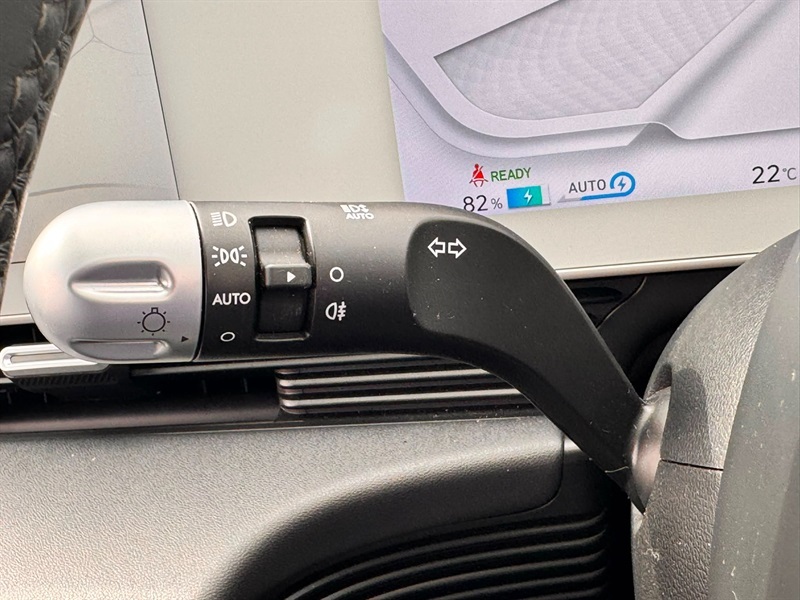 Hyundai Ioniq 5 Premium White #21