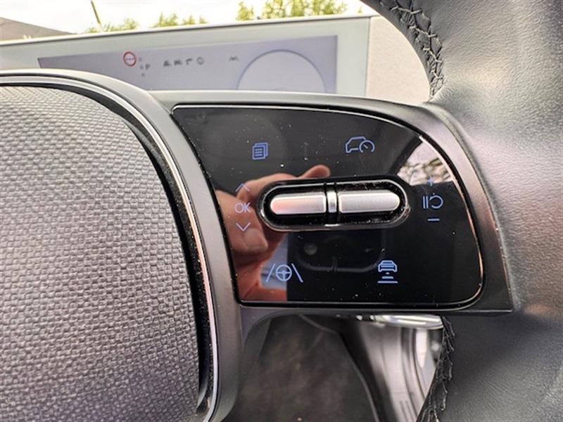 Hyundai Ioniq 5 Premium White #18