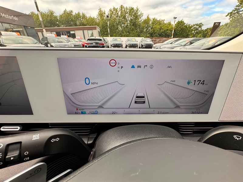 Hyundai Ioniq 5 Premium White #22