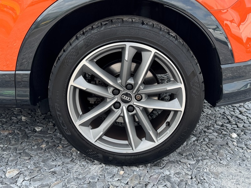 Audi Q3 2.0 Tfsi 40 Black Edition Suv S Tronic BC22JKZ Orange #6