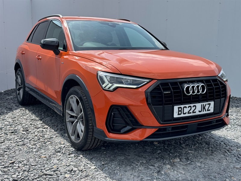 Audi Q3 2.0 Tfsi 40 Black Edition Suv S Tronic Orange