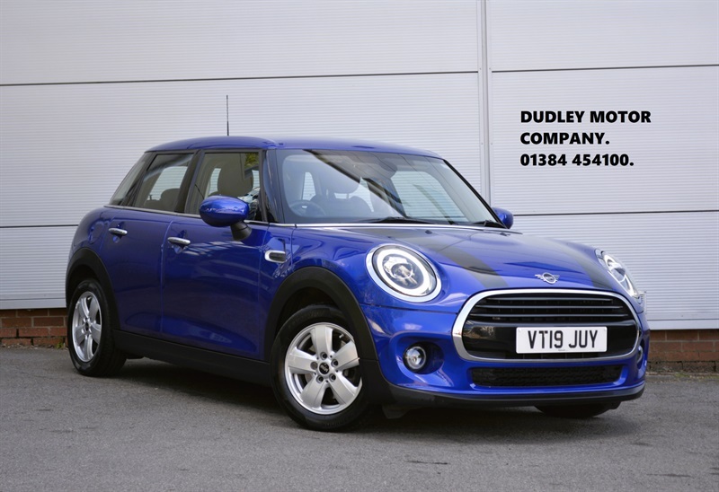 Mini Hatch 1.5 Cooper Classic Hatchback Eur VT19JUY Blue
