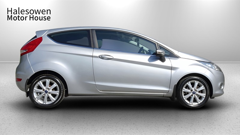 Ford Fiesta 1.4 Zetec Hatchback 154 Gkm BG59RMV Silver #3