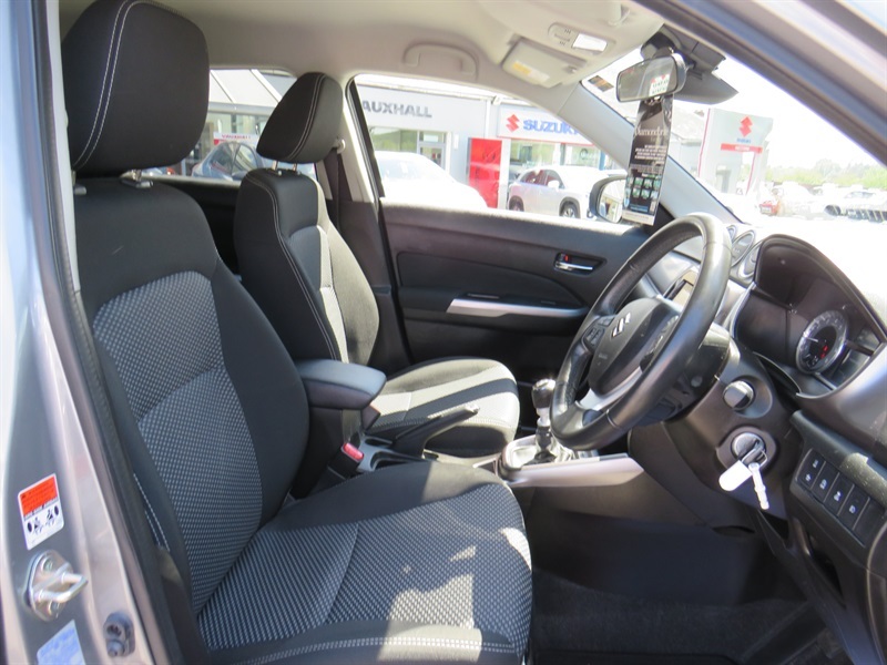 Suzuki Vitara 1.4 Boosterjet 48V Hybrid Sz-t Black #10