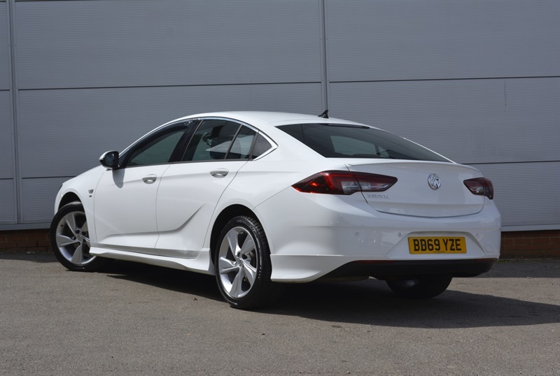Vauxhall Insignia 1.5I Turbo Gpf Sri VX Line Nav Grand Sport Pet White #4