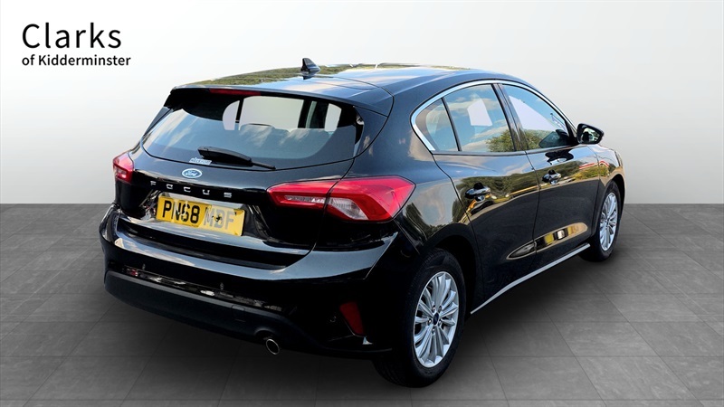 Ford Focus 1.0T Ecoboost Titanium Hatchback PN68MBF Black #3