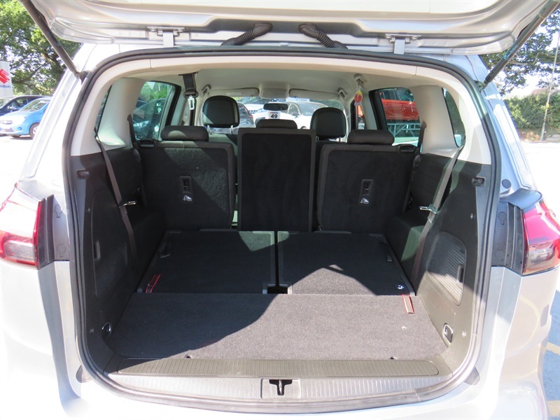 Vauxhall Zafira 1.6I 115 Exclusiv Estate #9